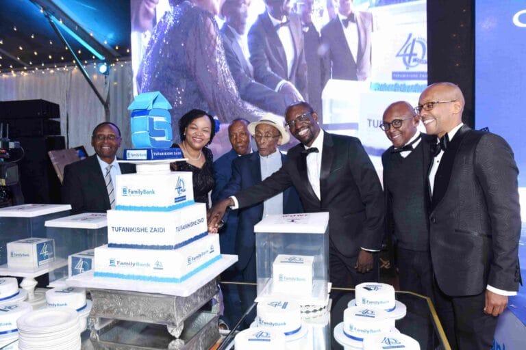 Central Bank of Kenya Chair Andrew Musangi (3rd R) joins Former Family Bank Chair Dr. Wilfred Kiboro( L),CEO Nancy Njau, Board Chair Lazarus Muema, Founder T.K. Muya, Director Julius Muya & Board Vice Chair Mark Keriri