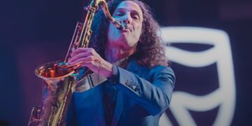 Kenny G Concert at KICC : Brian Simiyu