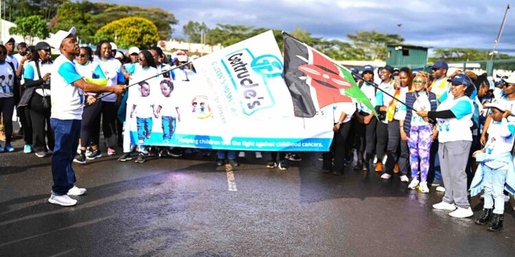 Dr. Robert Nyarango, CEO, Gertrude's Children's Hospital, and Liza Nyaga General Manager, Medical Insurance Broking, Zamara Group, flag off the 5th Gertrude's Hospital Foundation Cancer Walk on 7 March 2026 at Uhuru Gardens, Nairobi.