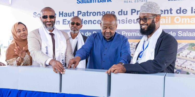 Right to left_ H.E. Amina Abdi Aden, Minister of Urban Planning and Housing of Djibouti Mohamed Ahmed, CEO of Salaam Group Jama Hersi, GM of Salaam African Bank President Mustafe Liiban, GM of Salaam Re