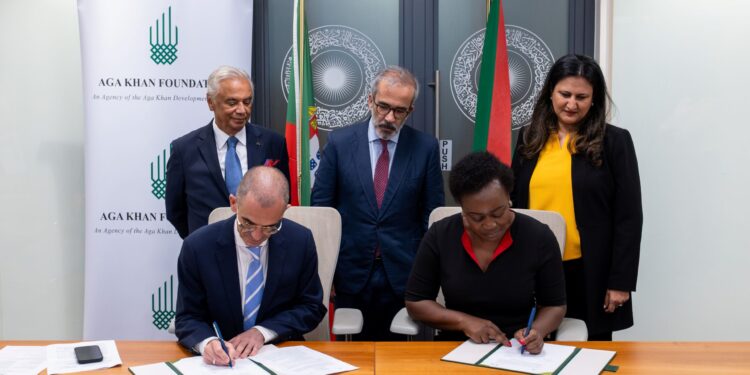 Ambassador designate of Portugal to Kenya, Paulo Pocinho & Aga Khan Foundation Kenya CEO Susan Otieno during a partnership signing to advance coastal resilience and sustainable development in Kenya. Looking on is Diplomatic Representative of the Ismaili Imamat to Portugal Comendador Nazim Ahmad, Minister of State and Foreign Affairs of the Portuguese Republic H.E Paulo Rangel & Aga Khan Development Network KE Management & Programme Liaison Officer Shafana Rajani-Kanani.