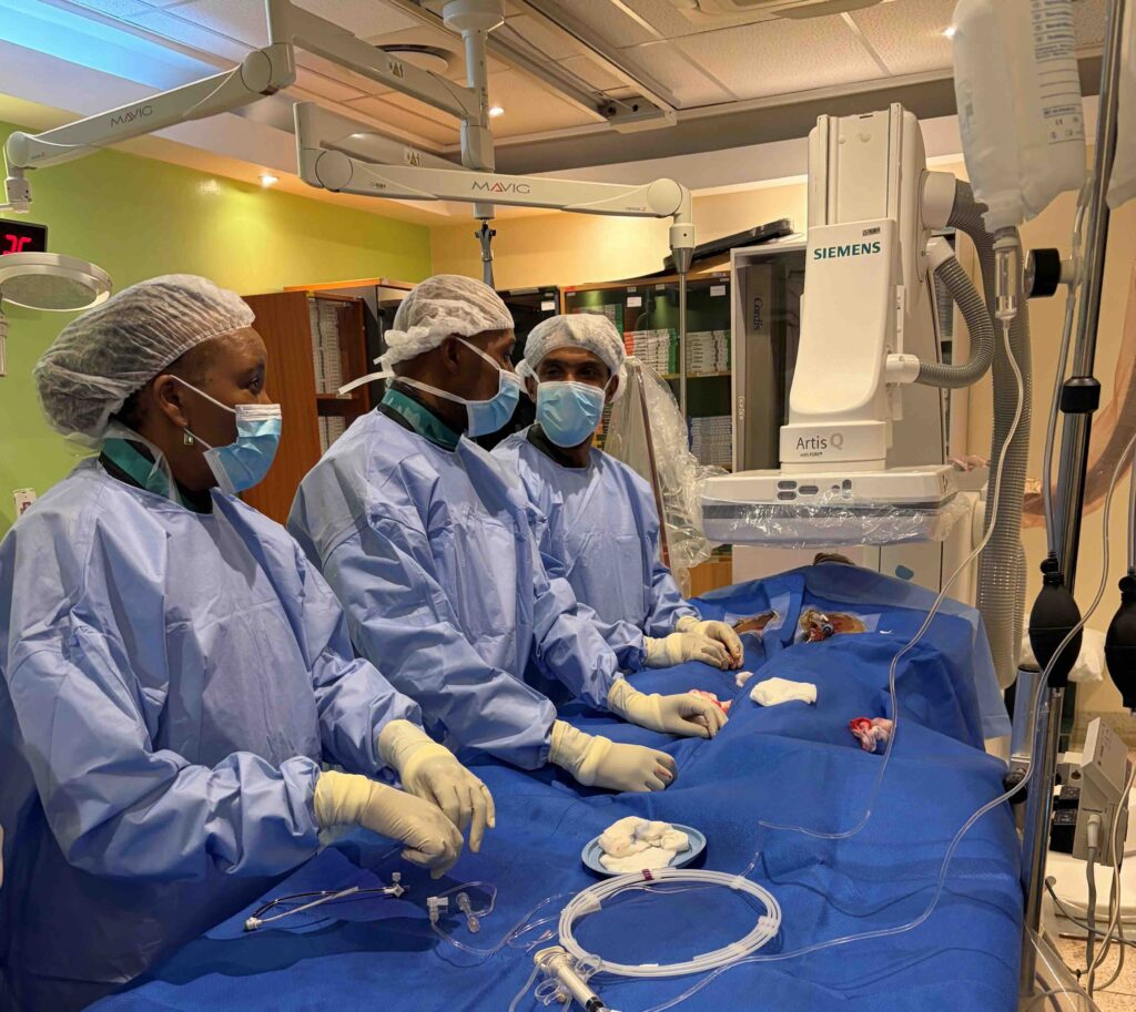 Doctors Implant Pacemaker Without Surgical Blade In Regional First