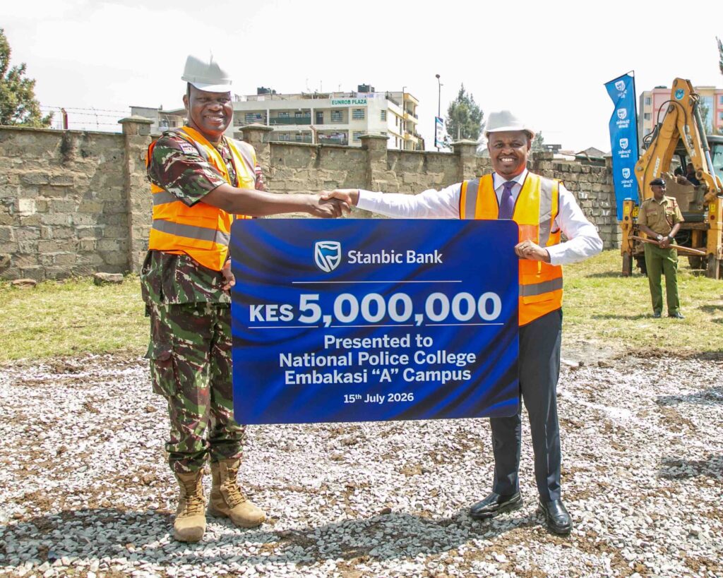 Acting Chief Executive and Head of Personal and Private Banking, Stanbic Bank Kenya and South Sudan, Abraham Ongenge (R) with The Deputy Inspector General (DIG), Head of Administration Police Service, Gilbert Masengeli (L), during the ground breaking ceremony for the construction of a guard house at the facility.