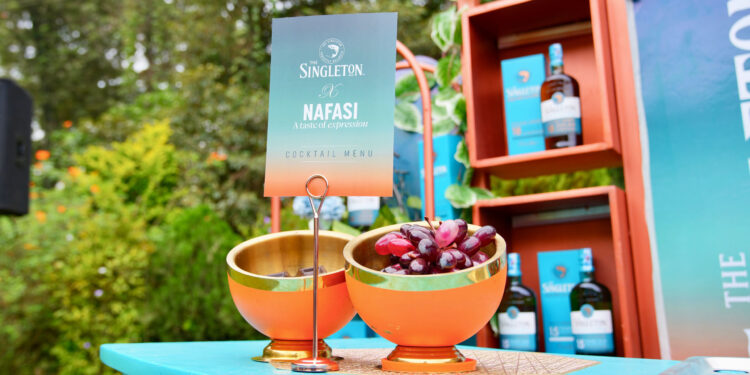 Singleton